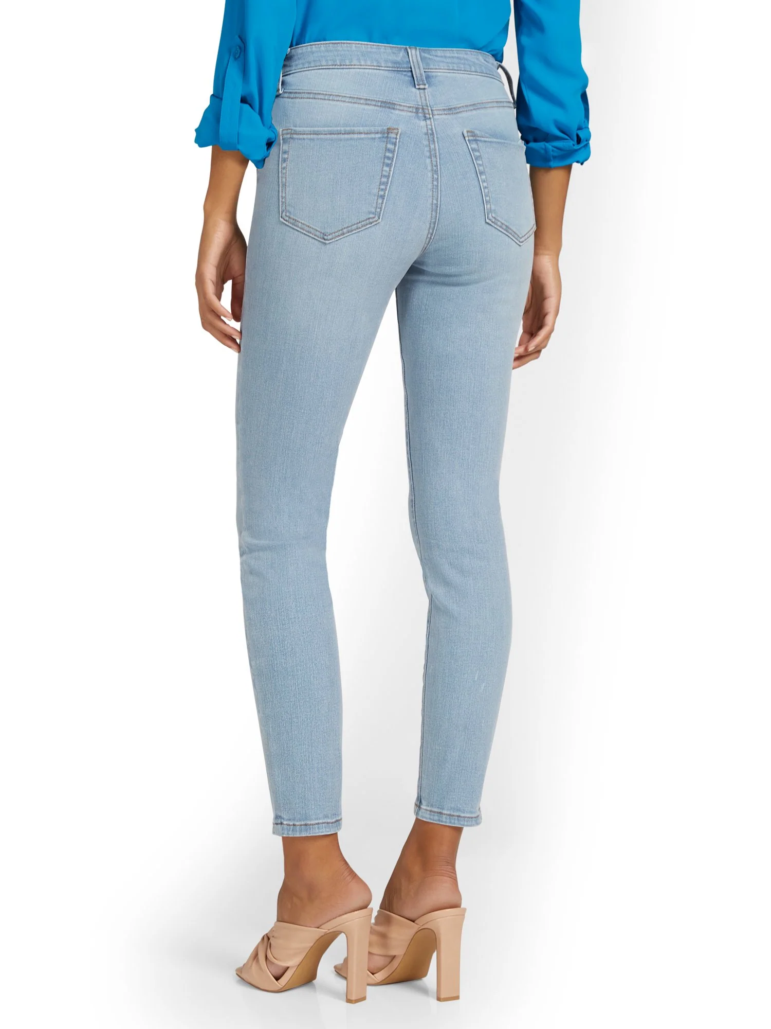 Petite Lexi Mid-Rise Super-Skinny Ankle Jeans - Light Wash - Image 3