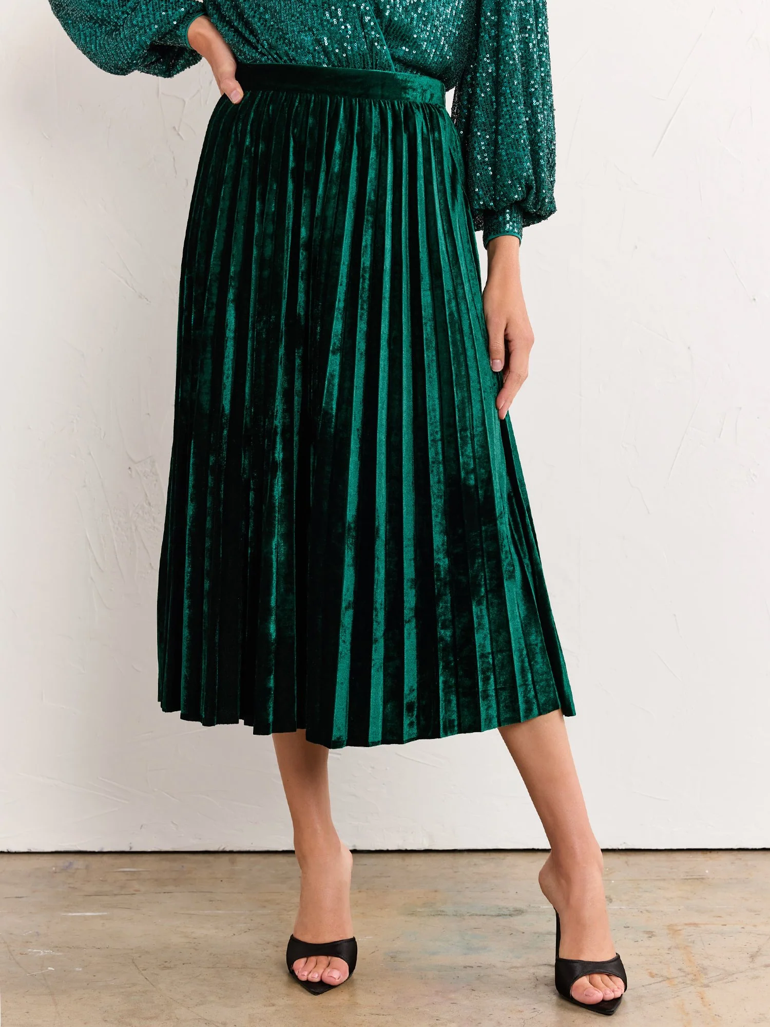 Pleated Velvet Midi Skirt - Flying Tomato
