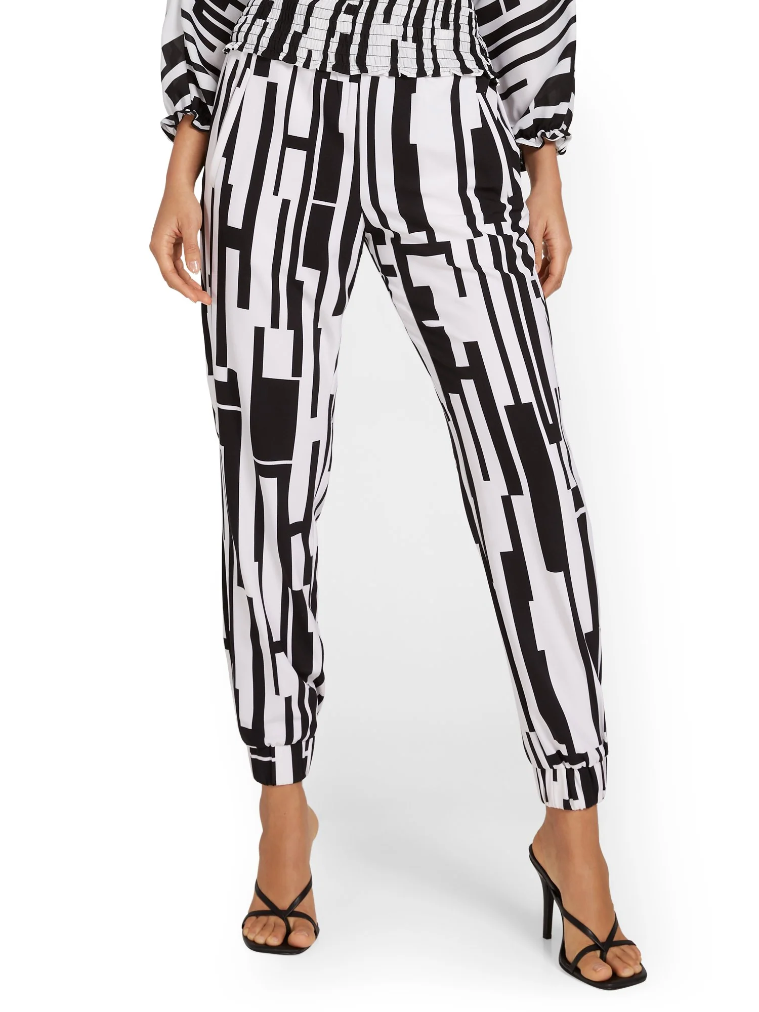 Printed Black & White Jogger Pant - Image 2