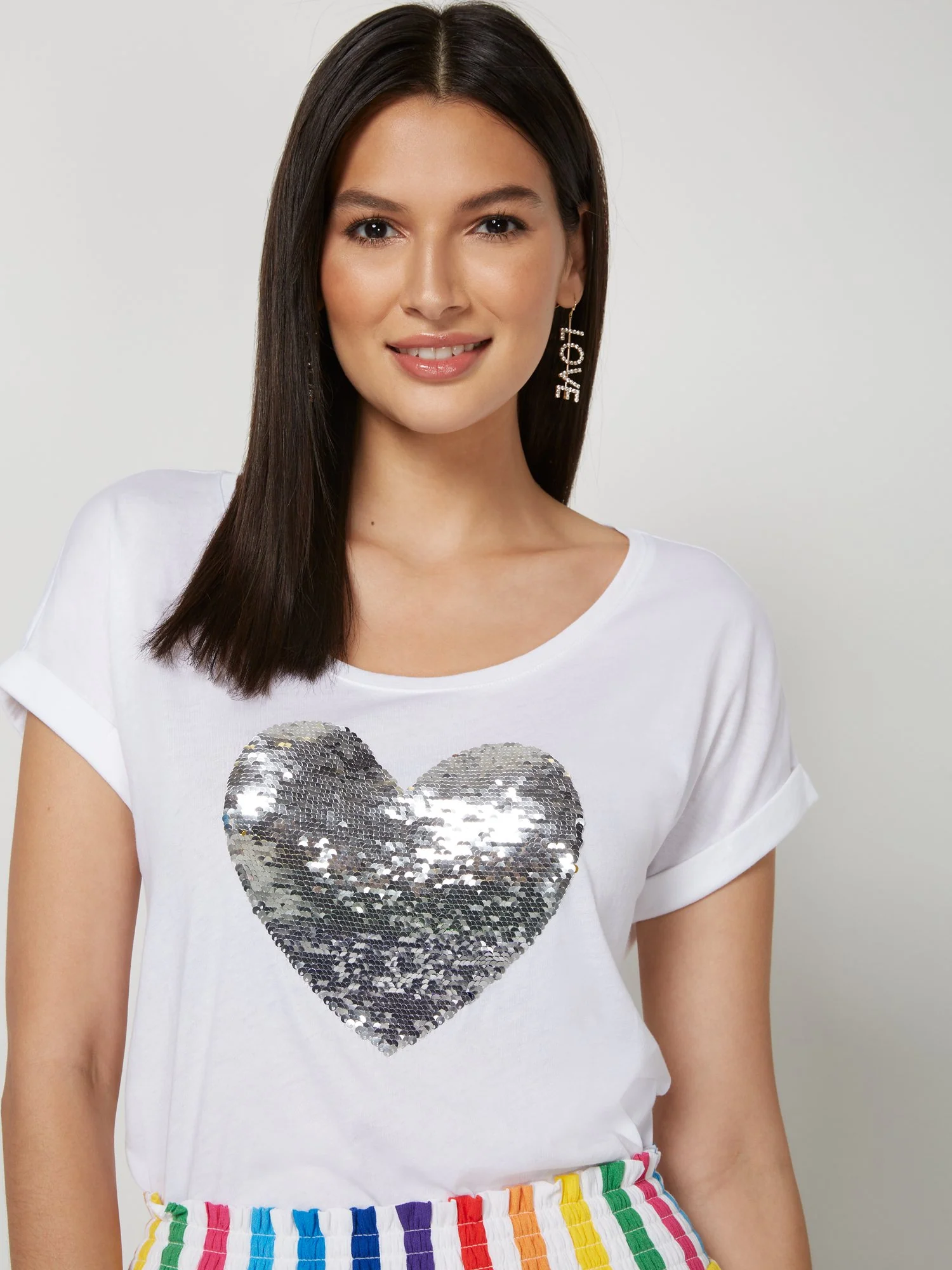 Reversible Sequin Heart Graphic Tee - Image 5