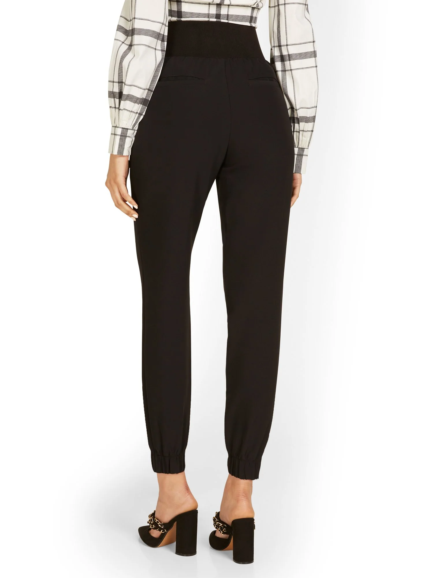 Ribbed Button-Detail Jogger Pant - Image 3