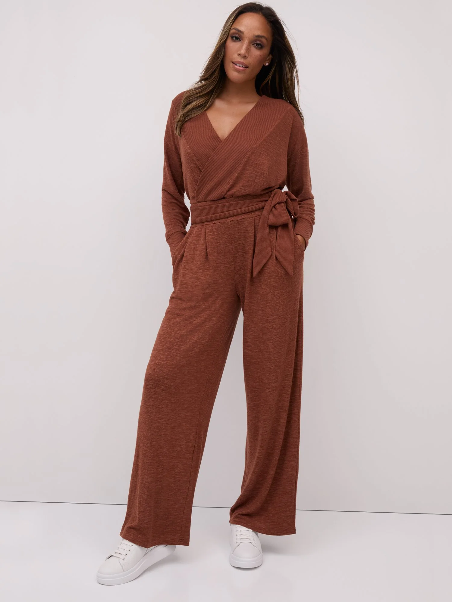 Ribbed-Trim Belted Wide-Leg Pant - Image 7