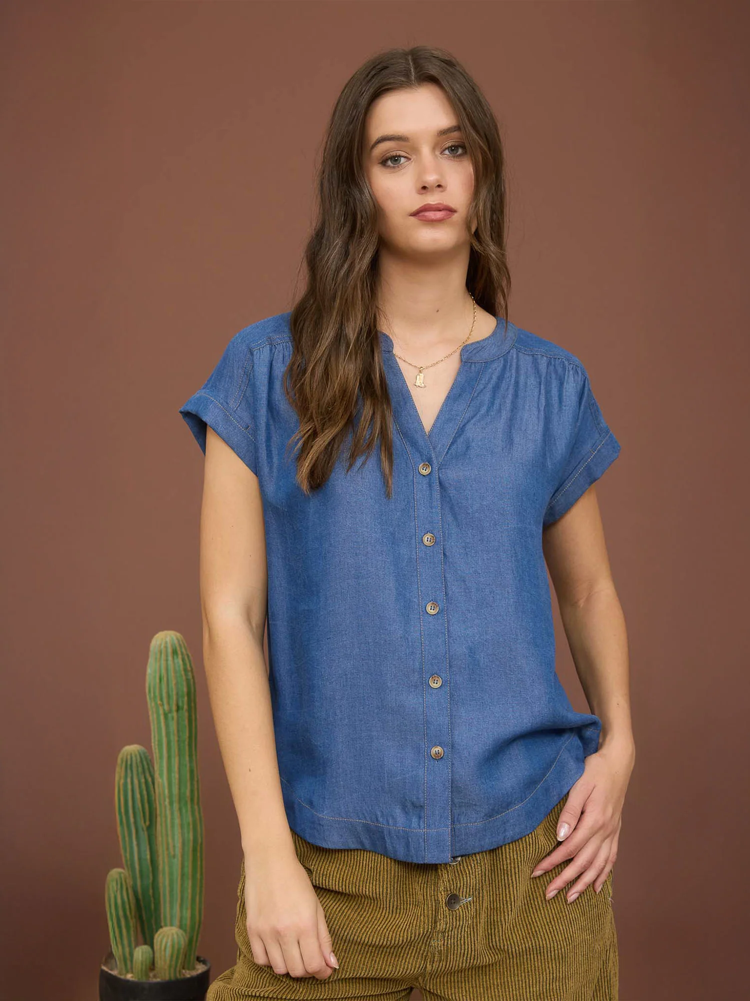 Short Sleeve Button Down Denim Shirt - Image 4