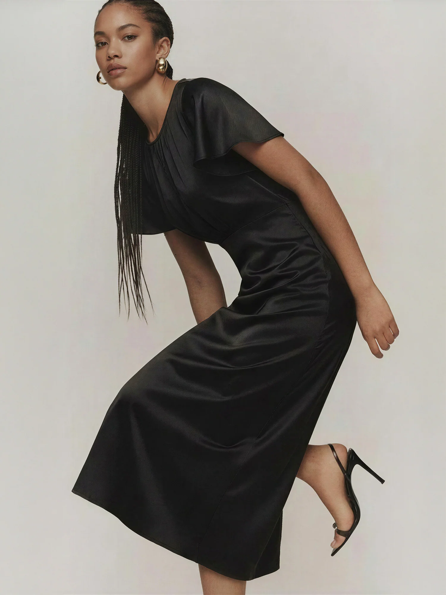 Short Sleeve Round Neck Satin Midi Dress - Image 2
