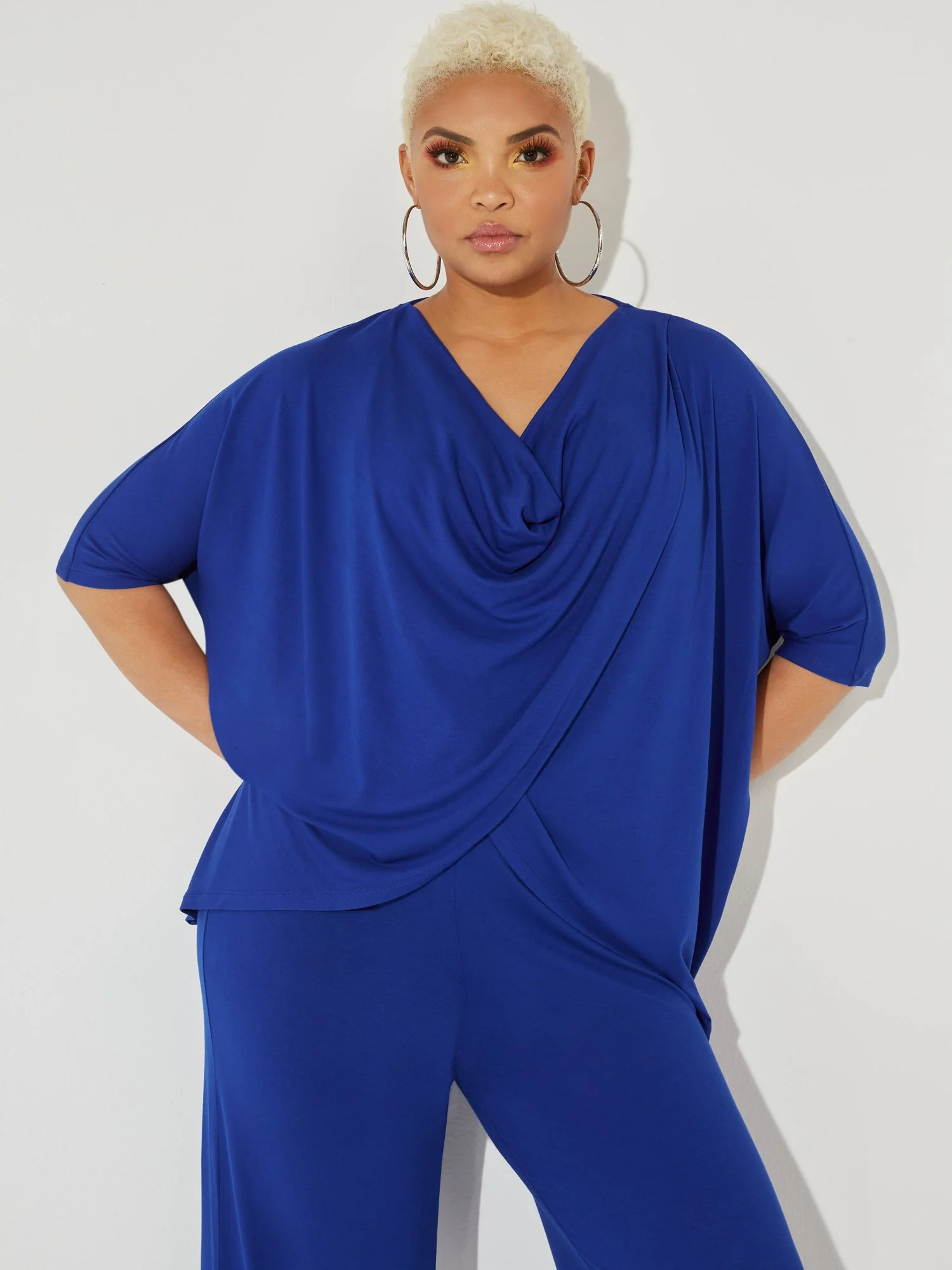Short-Sleeve Wrap Around V-Neck Top - NY&C Style System - Image 7