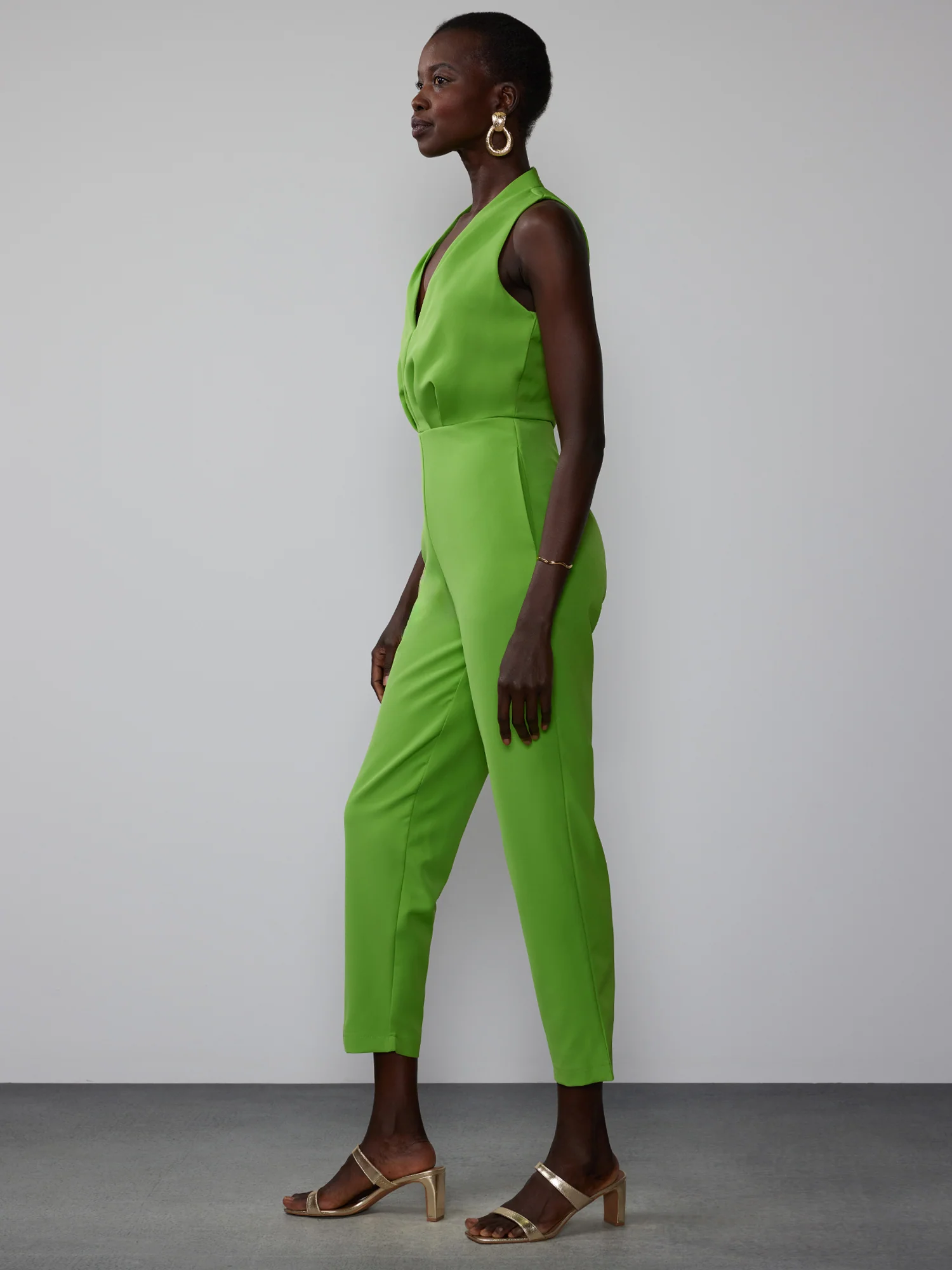 Sleeveless V-Neck Jumpsuit - Image 3