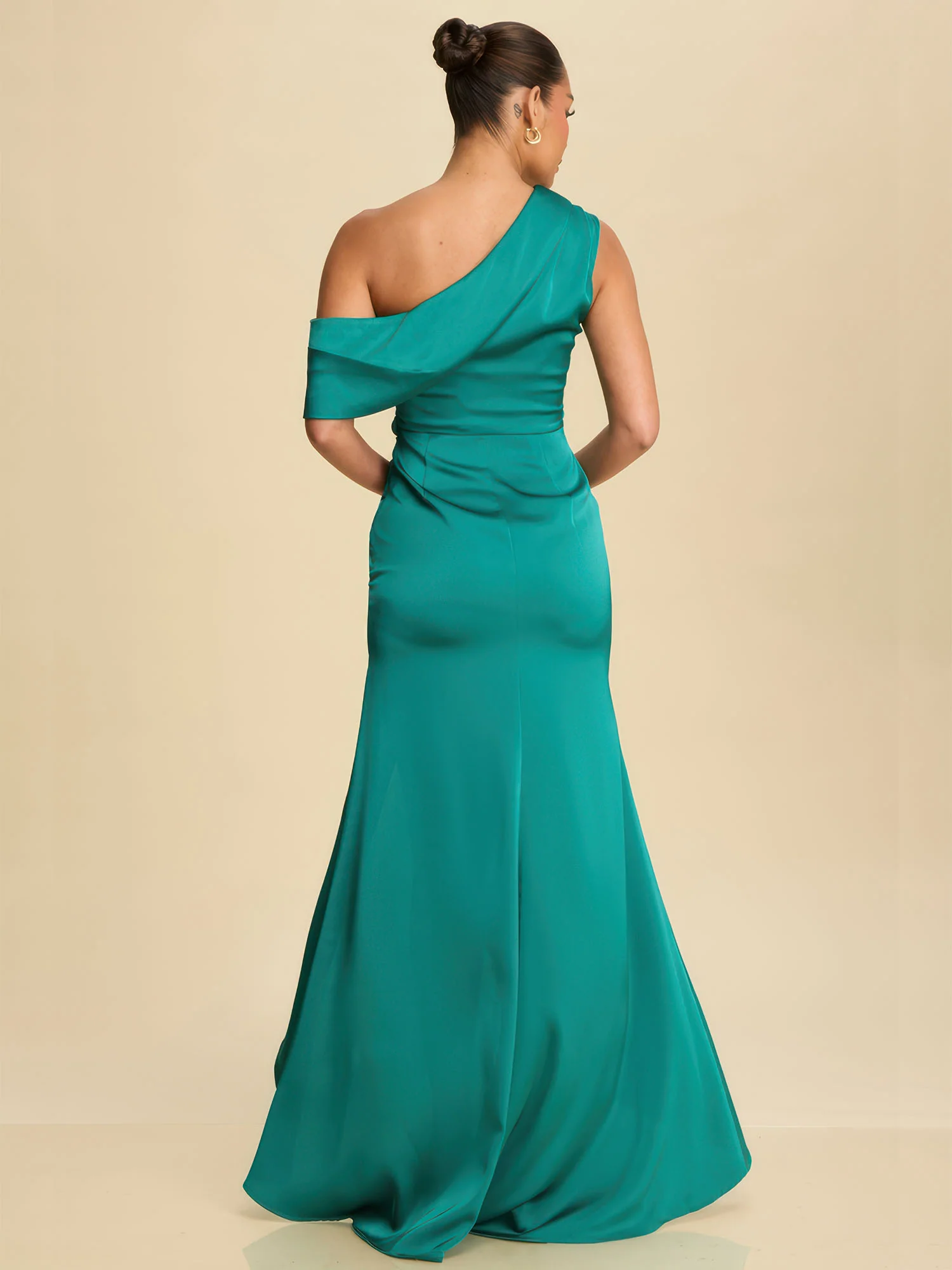 Sleeveless Ruched Satin Bodycon Gown - Image 15