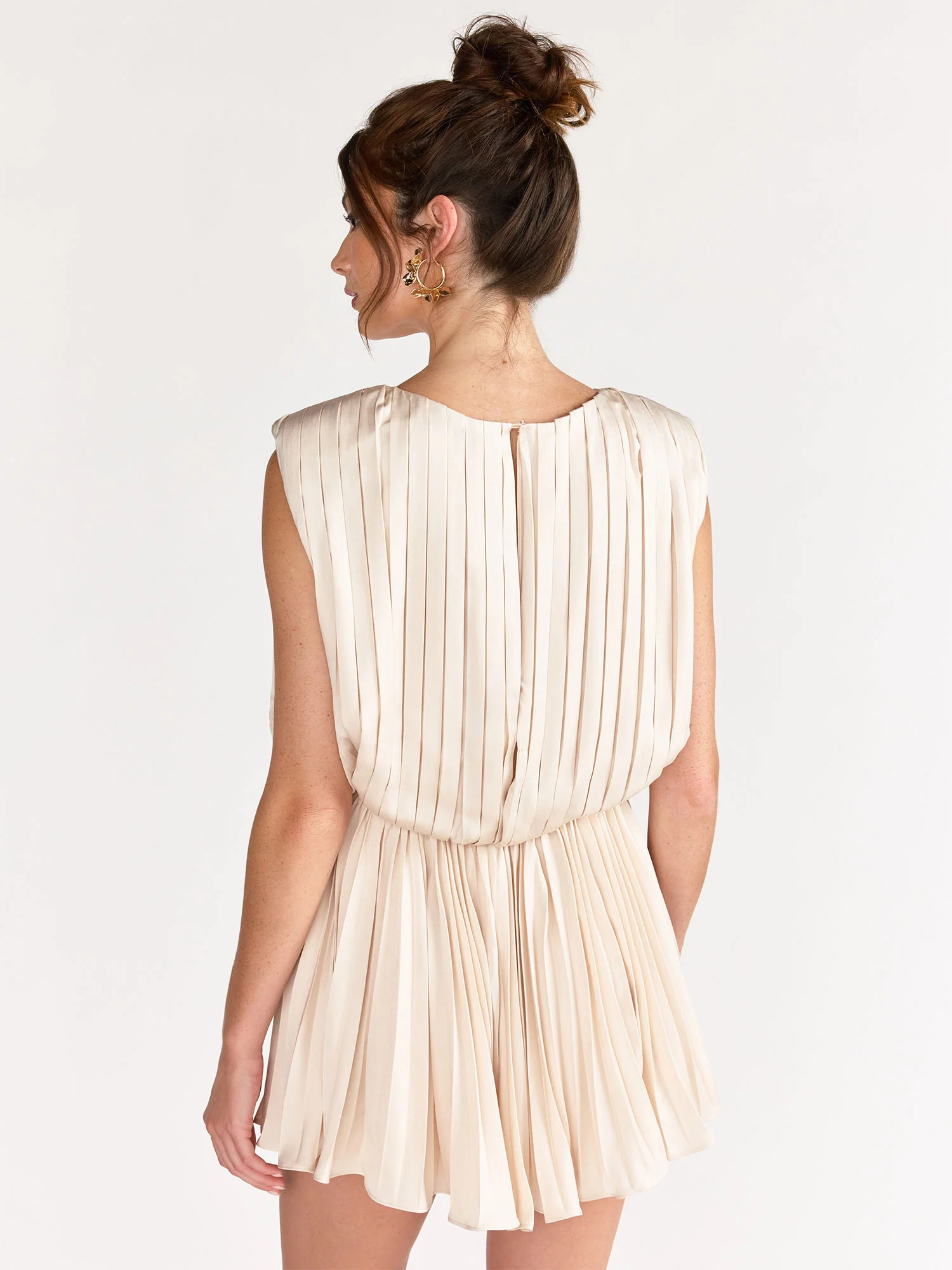 Do + Be Sleeveless Pleated Elasticated Waist Romper - Brands We Love - Image 3
