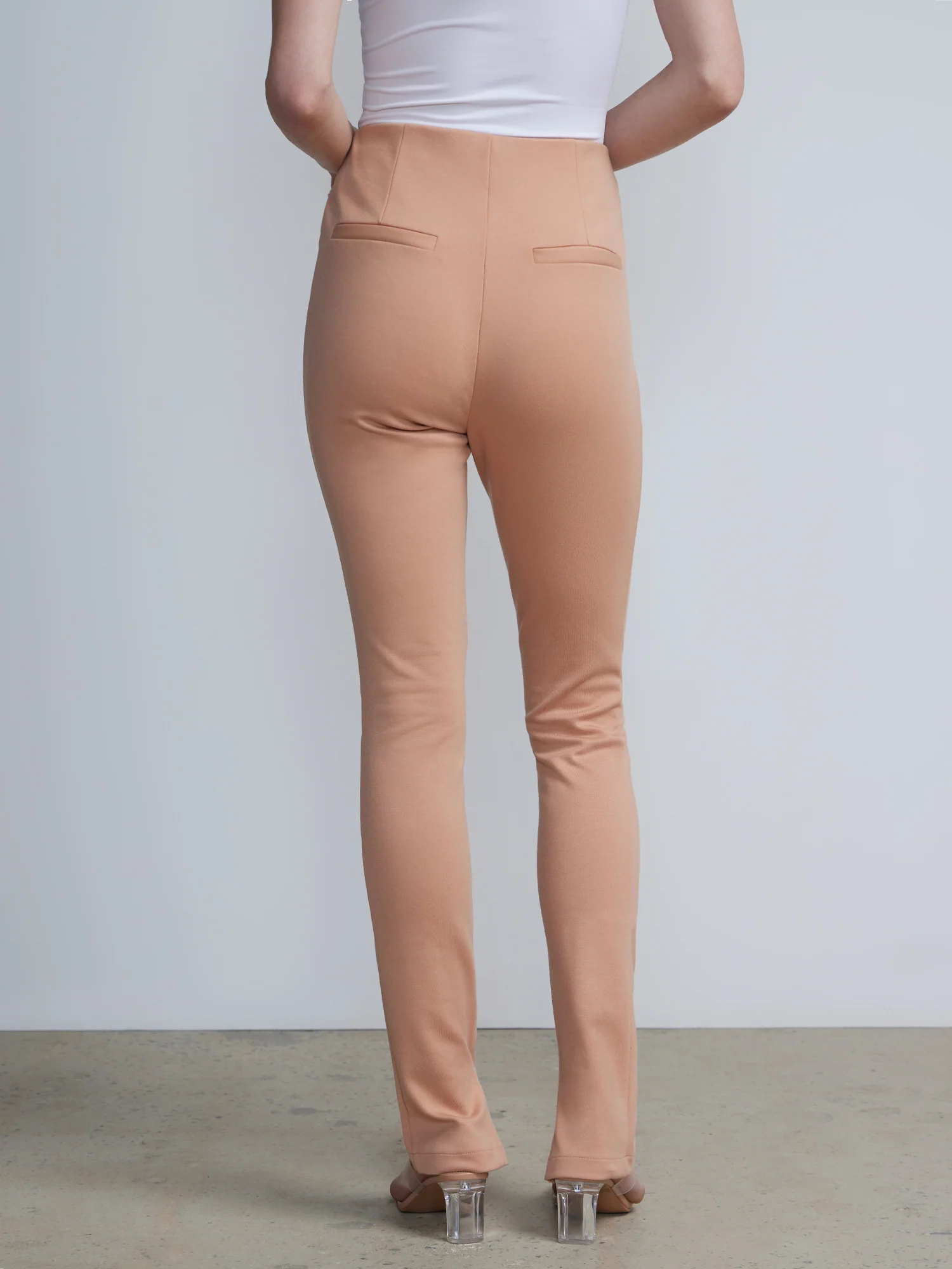 Slit-Hem Slim-Leg Legging - Image 4