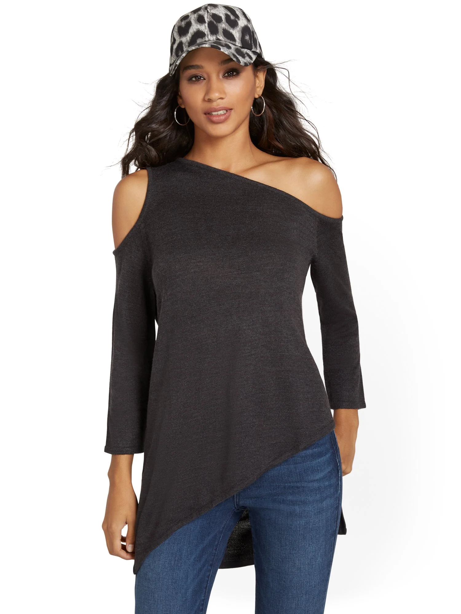 Slouchy Asymmetrical Cold-Shoulder Tunic Sweater - Image 4
