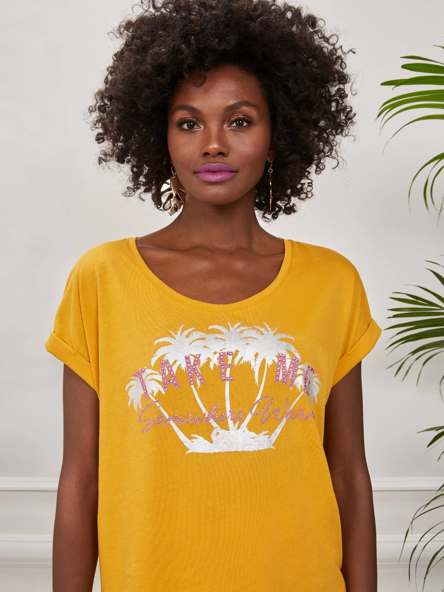 Somewhere Warm Graphic Tee - Image 4
