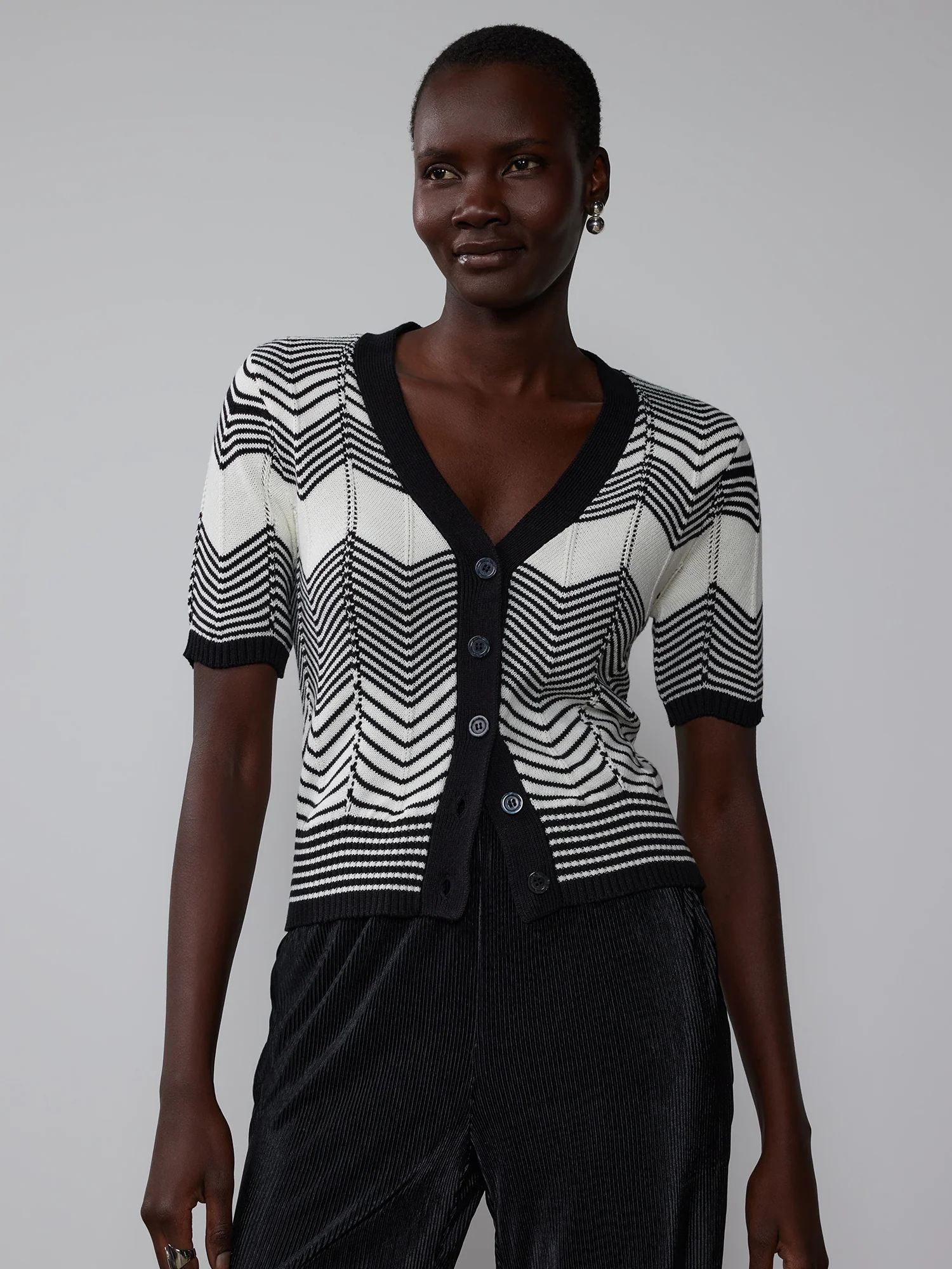 Chevron Front Button Cardigan - Image 7