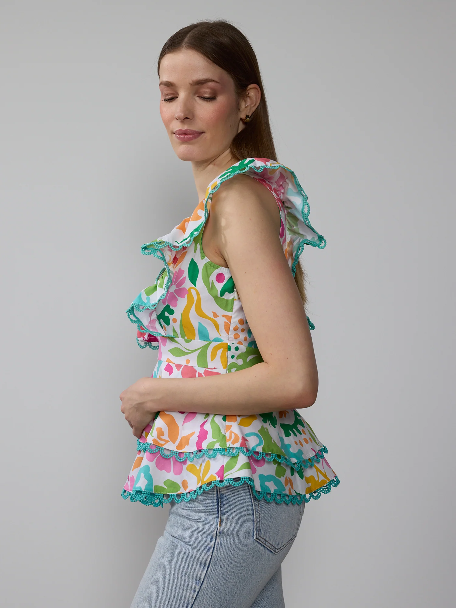 Cap Sleeve V-Neck Trim Floral Peplum Top - Image 2