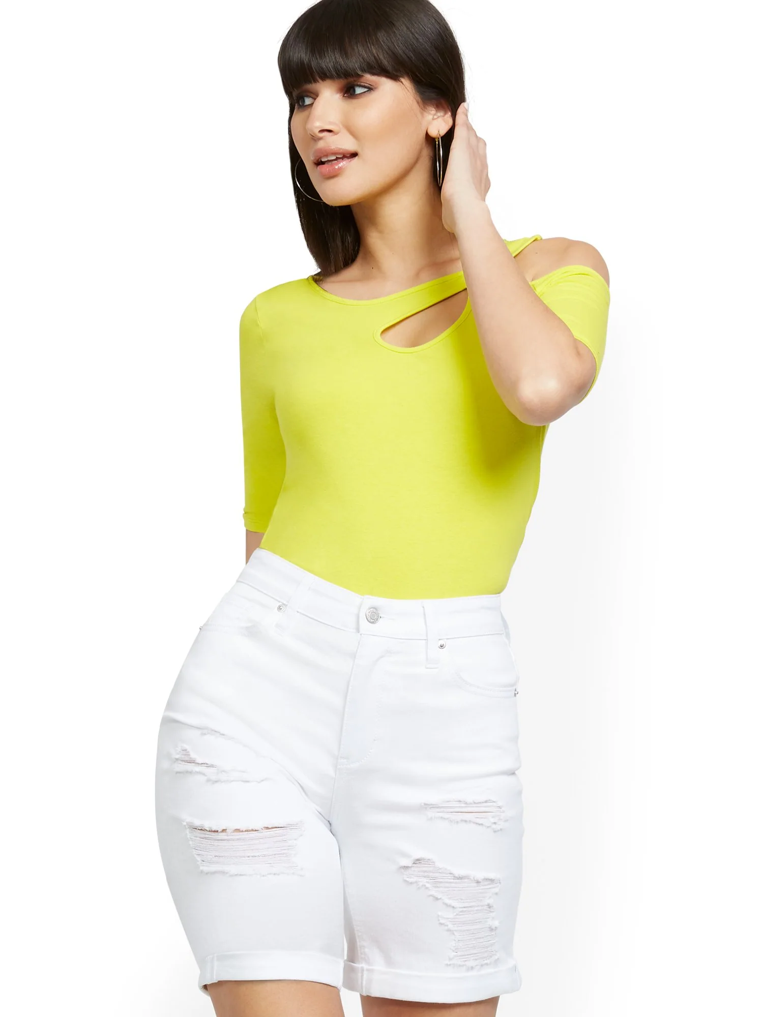 Super High-Waisted Destroyed 7-Inch Short - White - Image 2