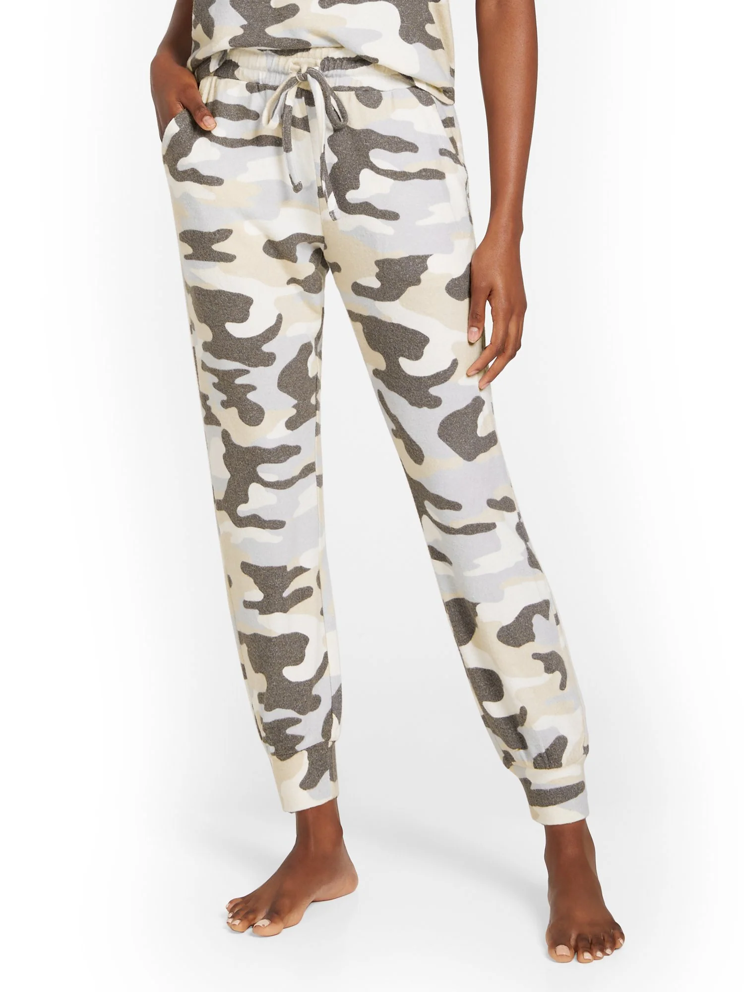 Super-Soft Knit Jogger Pant - Camo-Print - Image 5
