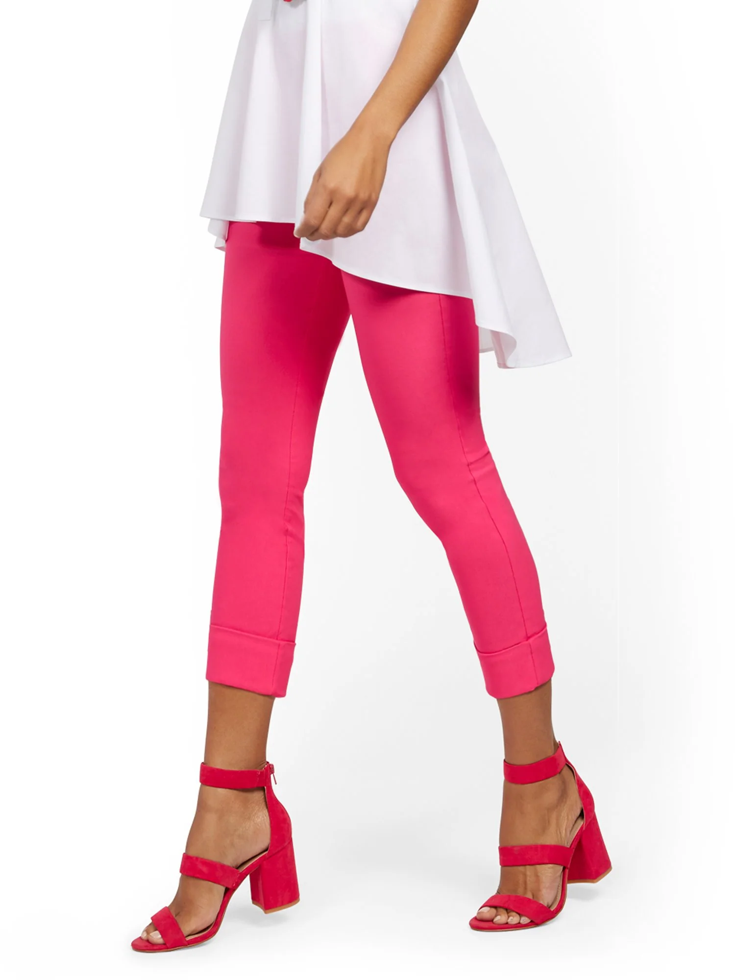 Tall Whitney High-Waisted Pull-On Capri Pant - Image 9