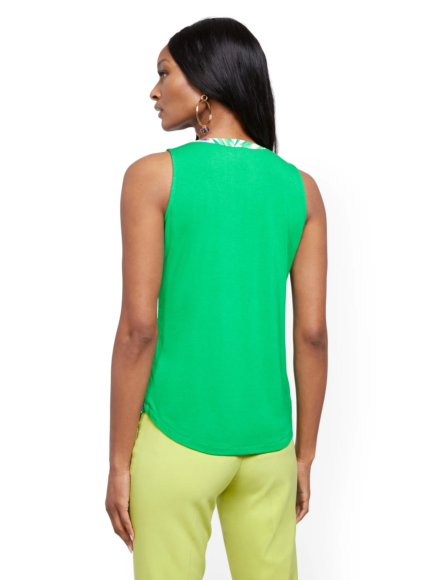 Tie-Front Floral Sleeveless Top - Image 3