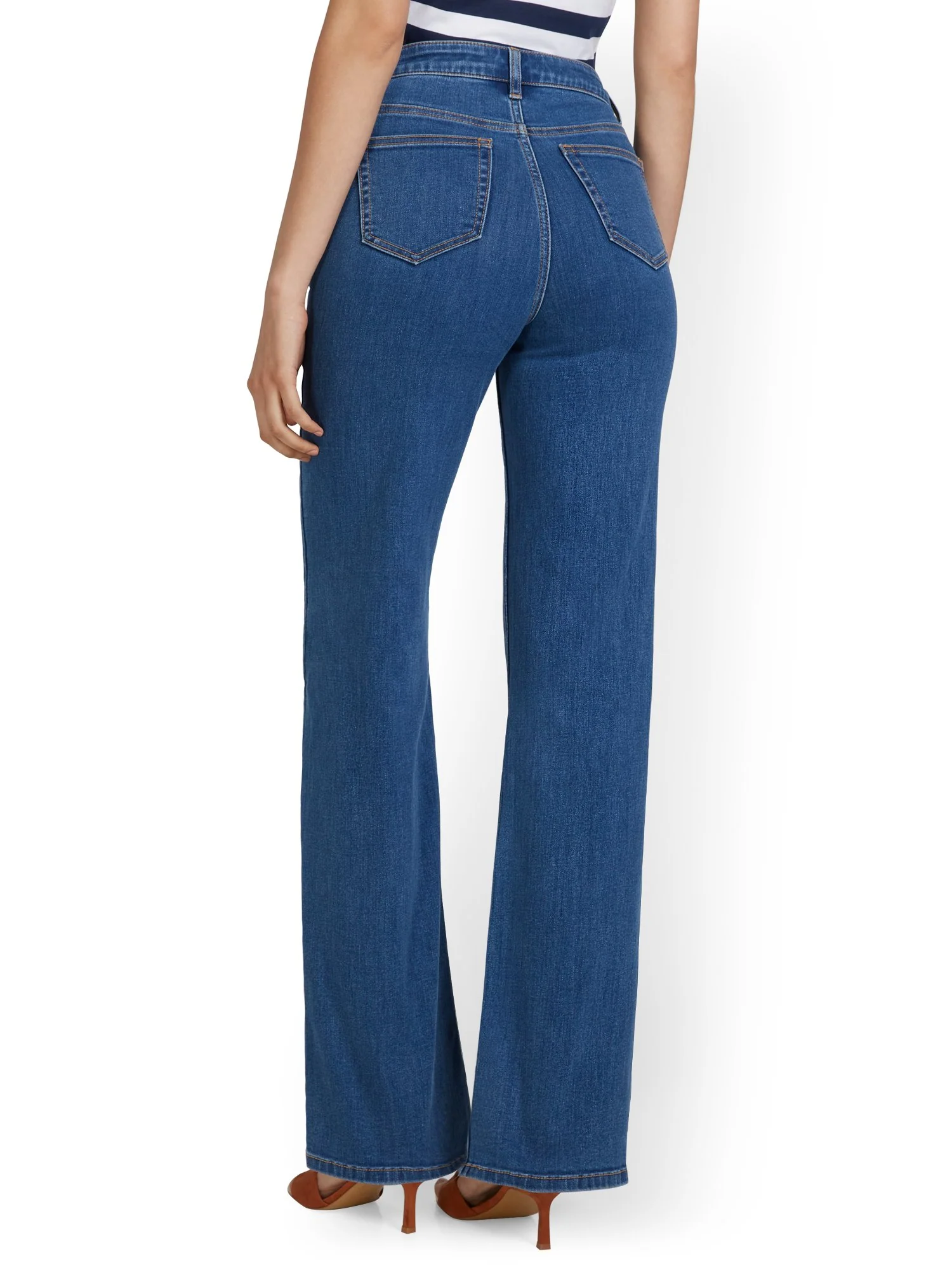 Ultra High-Waisted Wide-Leg Jeans - Image 3