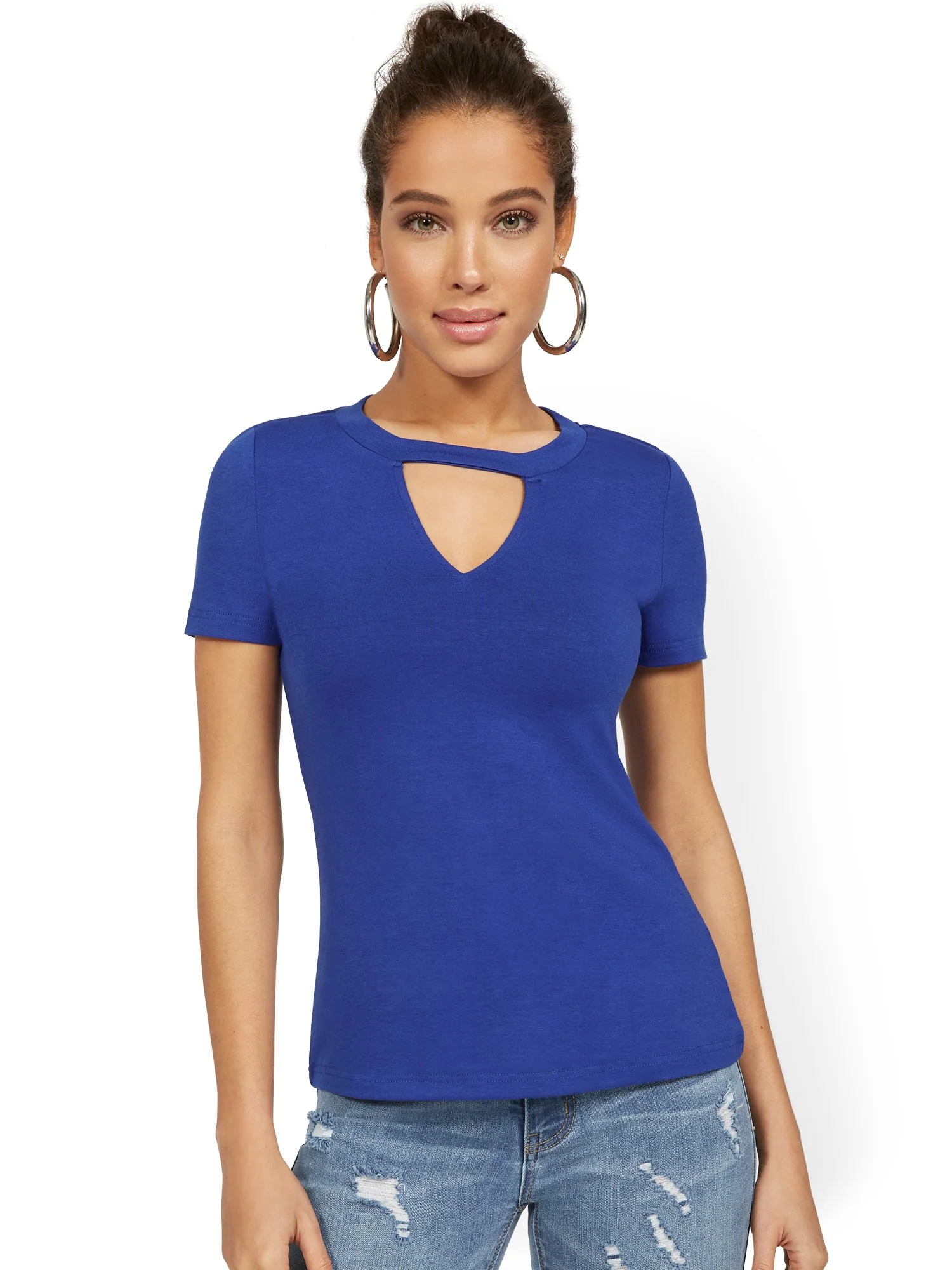 V-Neck Cutout Tee - Image 12